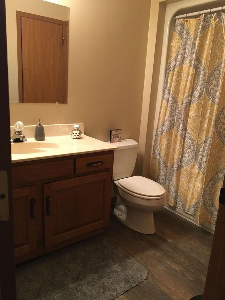 Capitol Apartments - Photo 6 of 33