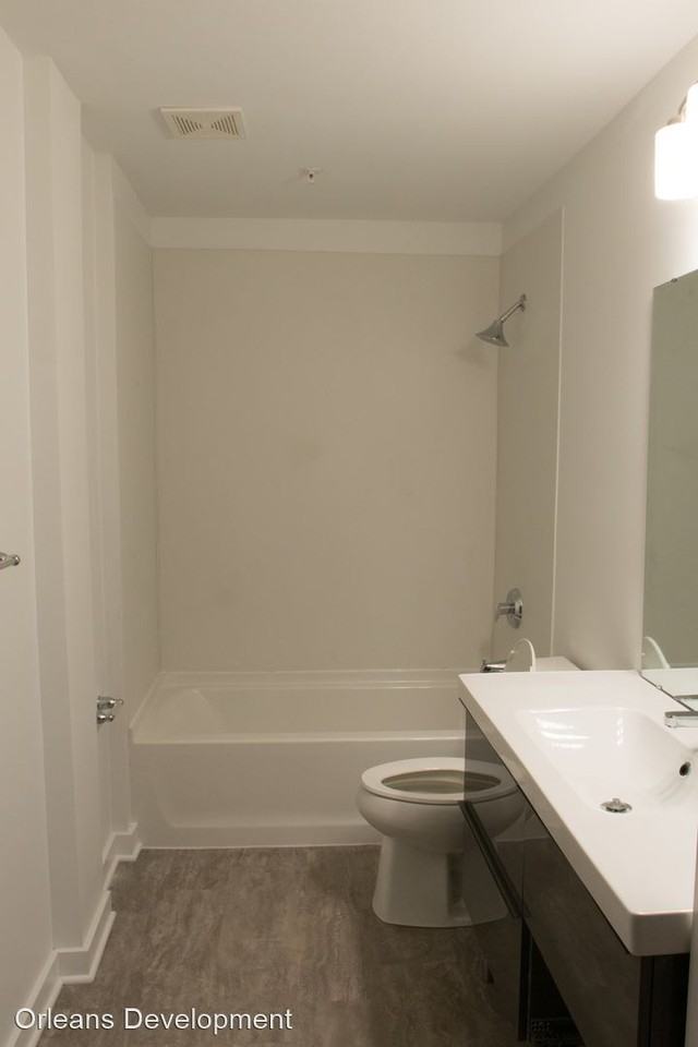 423 Greenup St. - Photo 3 of 12