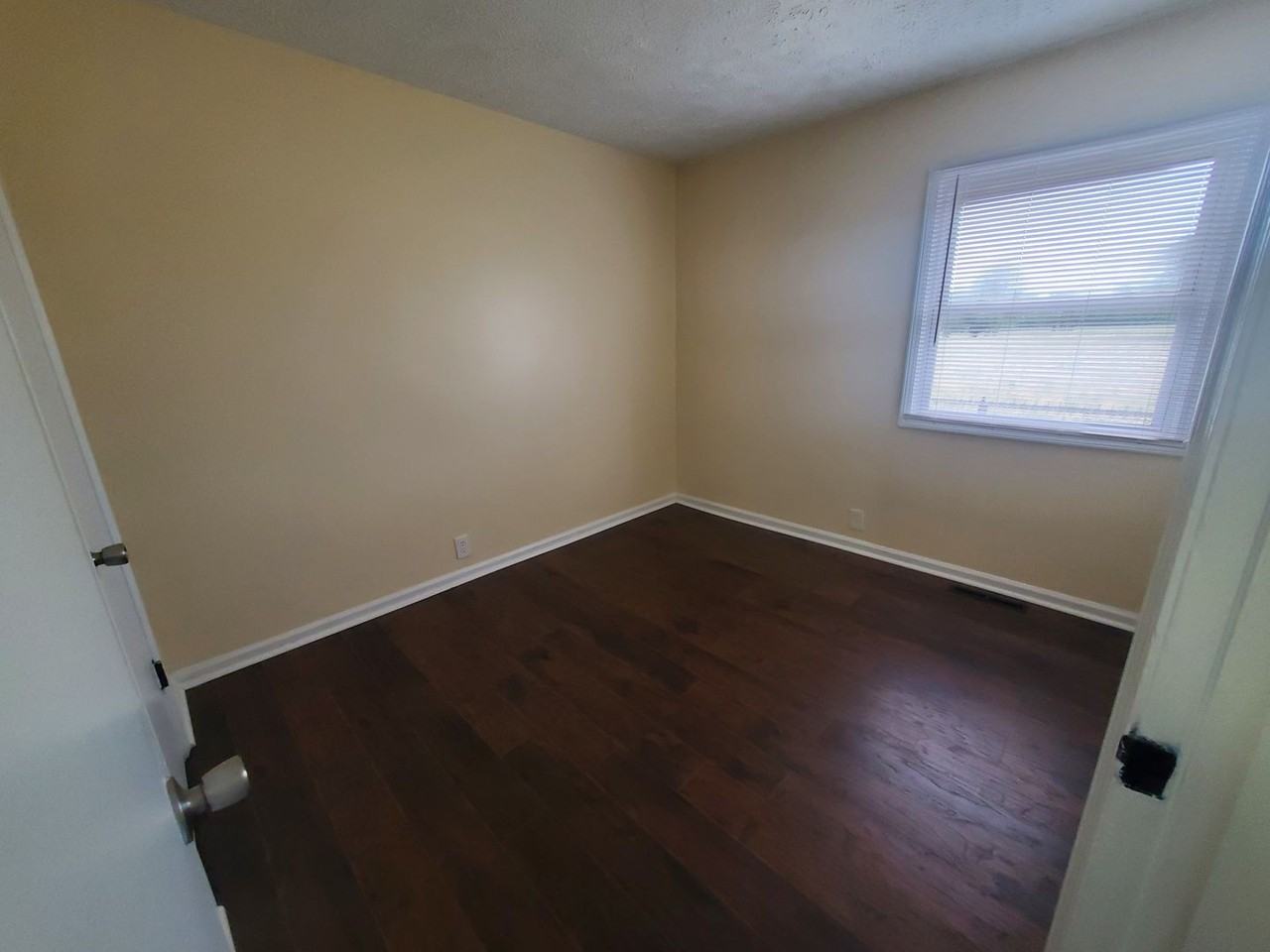 Madison Village Maplewood - Photo 2 of 9