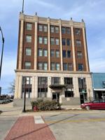 featured image of 101 E Main St