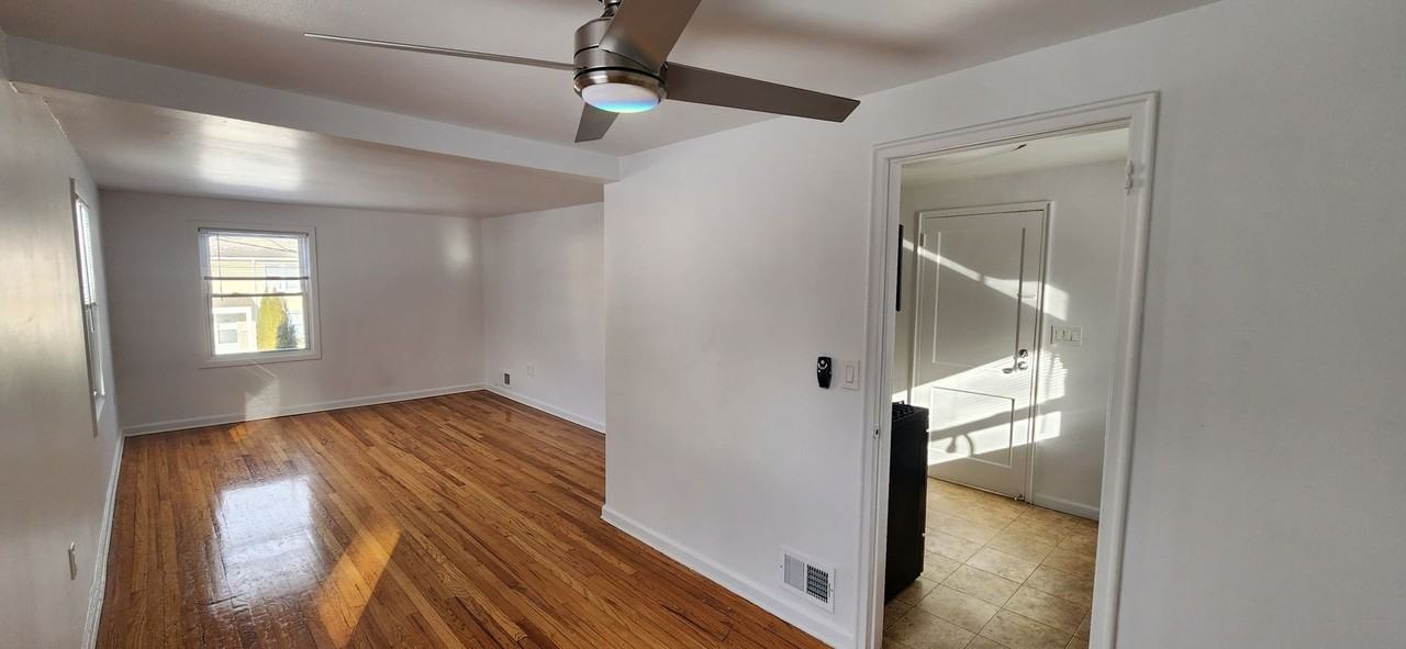 West Gate Townhomes - Photo 5 of 10