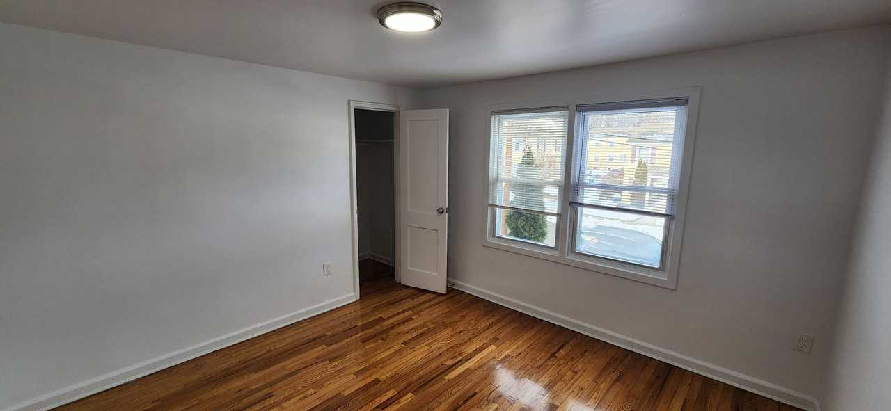 West Gate Townhomes - Photo 7 of 10