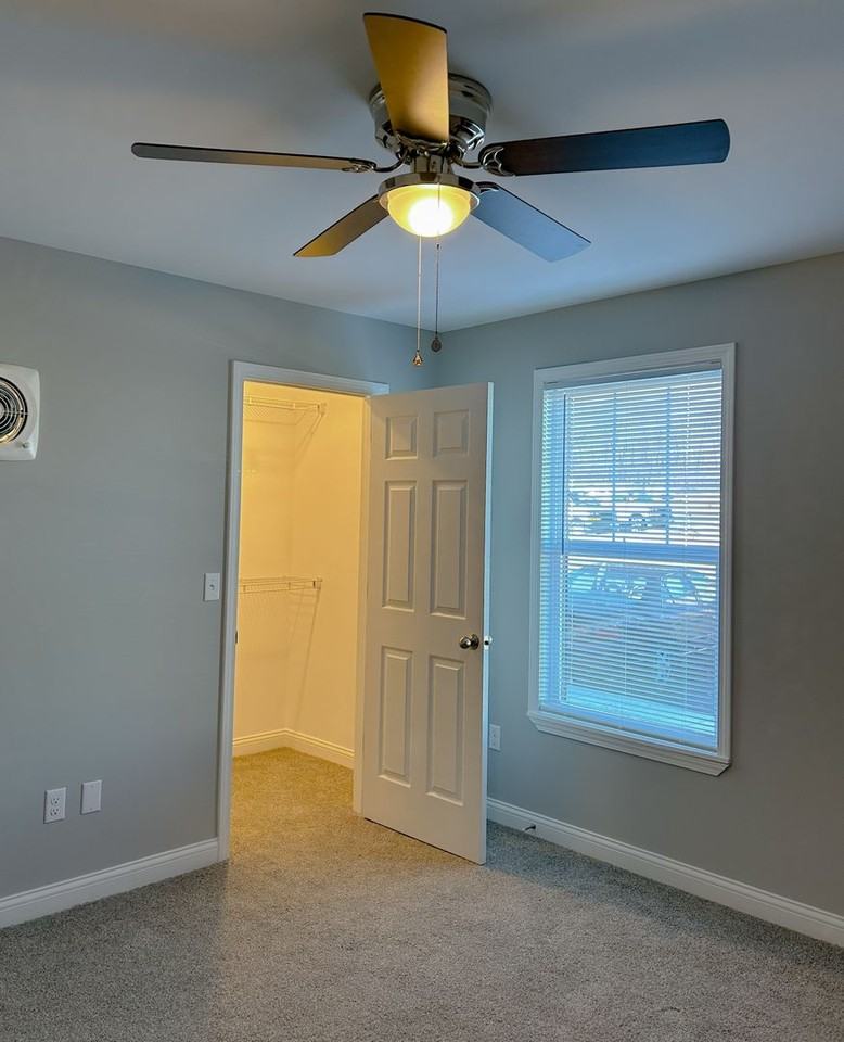 200 Bellbrook Ln - Photo 2 of 5