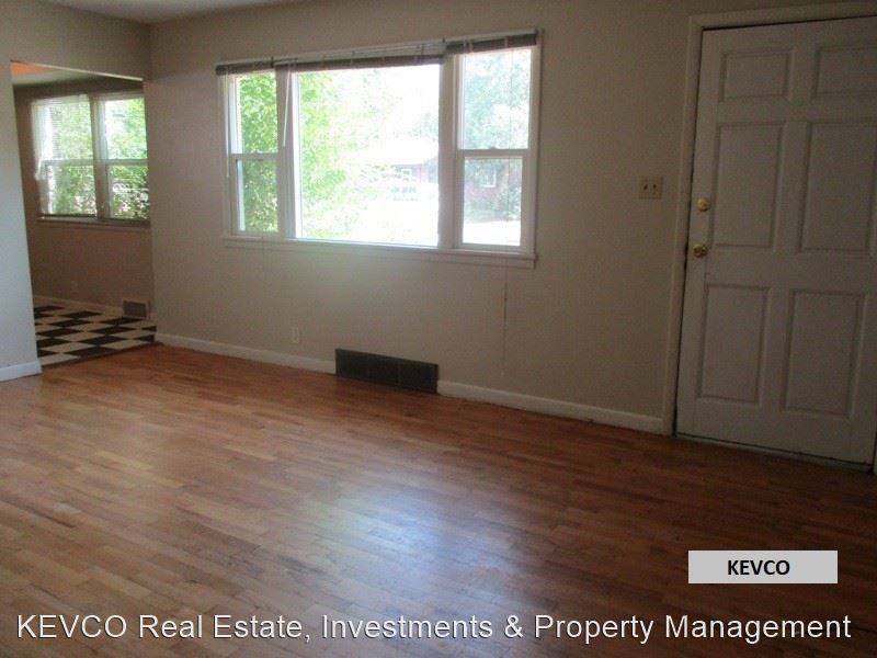1116 Beech St - Photo 2 of 11