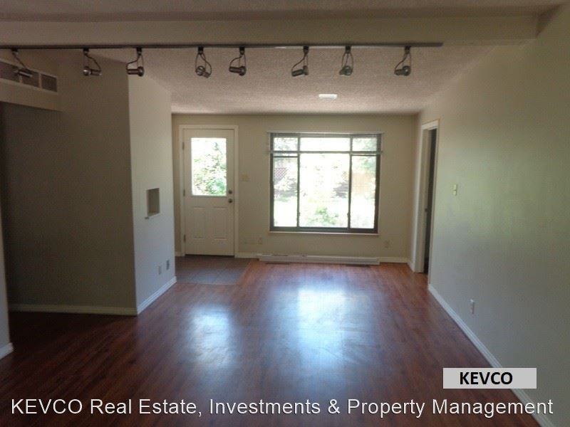 841 Juniper Ln - Photo 3 of 12