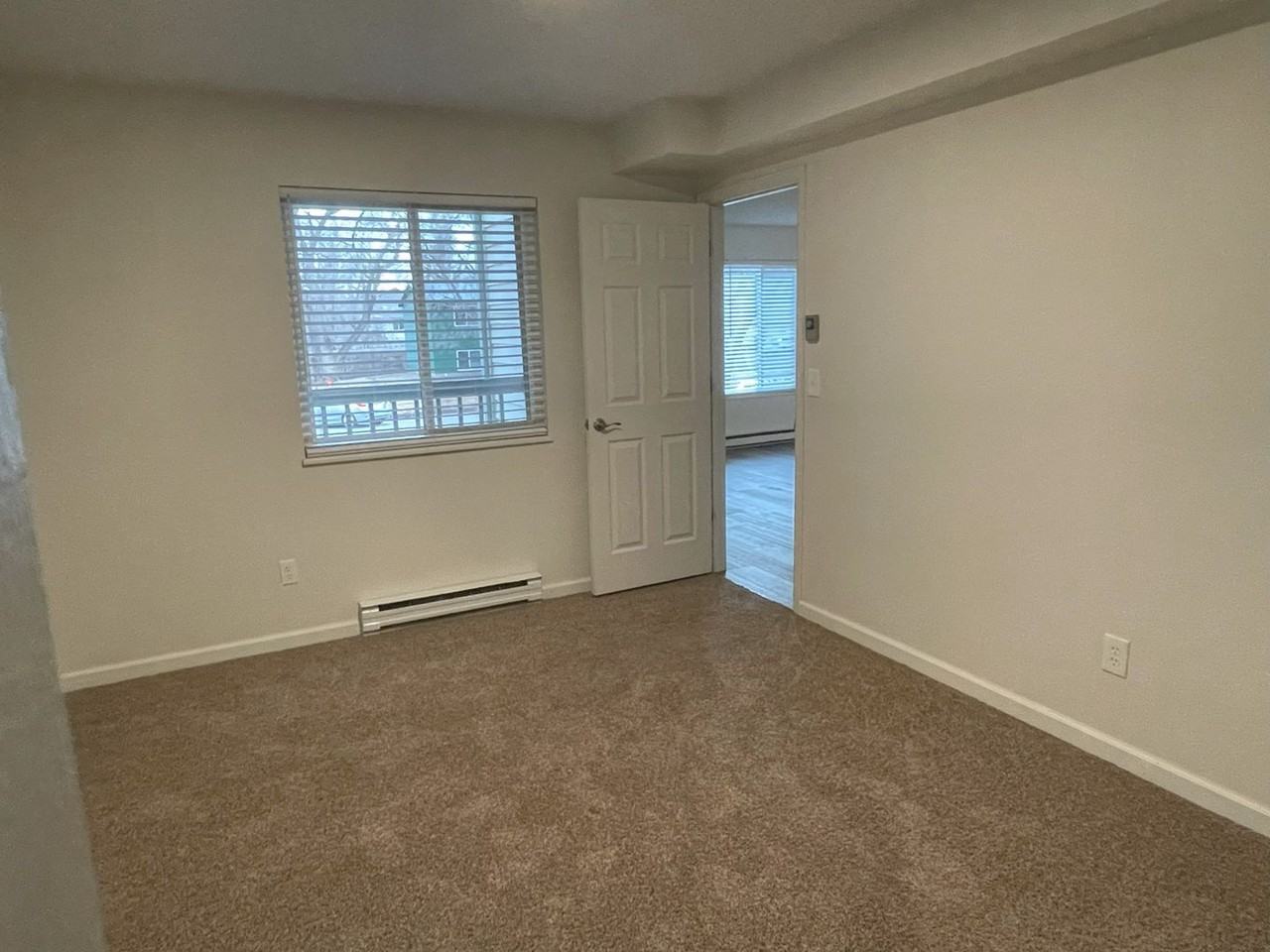 Campus Park Apartments - Photo 5 of 50