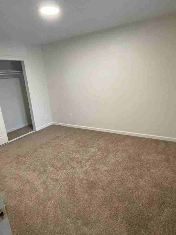 Campus Park Apartments - Photo 4 of 50