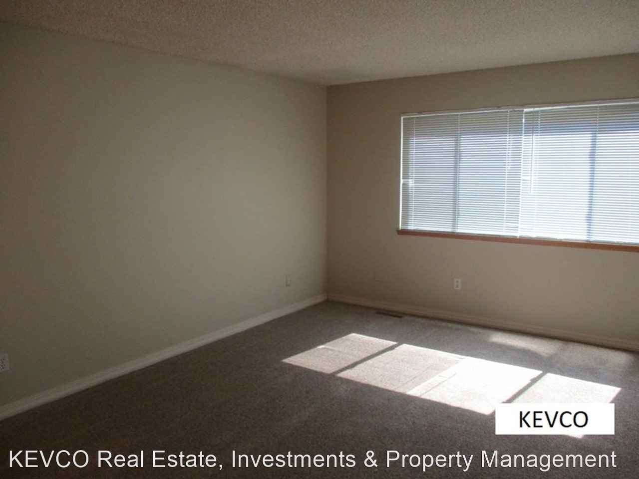 1000 Timber Ln - Photo 2 of 20