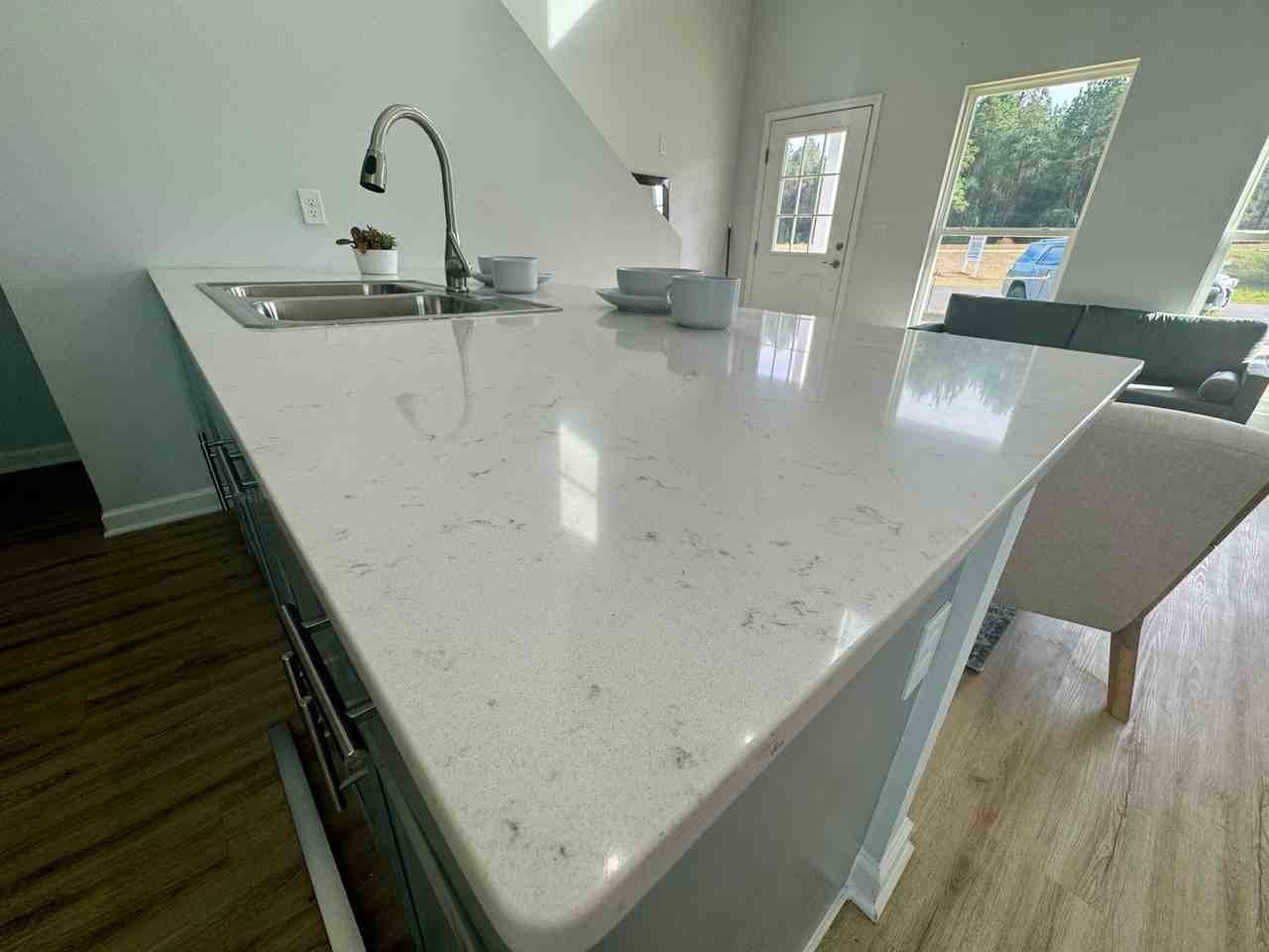 Carriage Landing - Photo 3 of 10