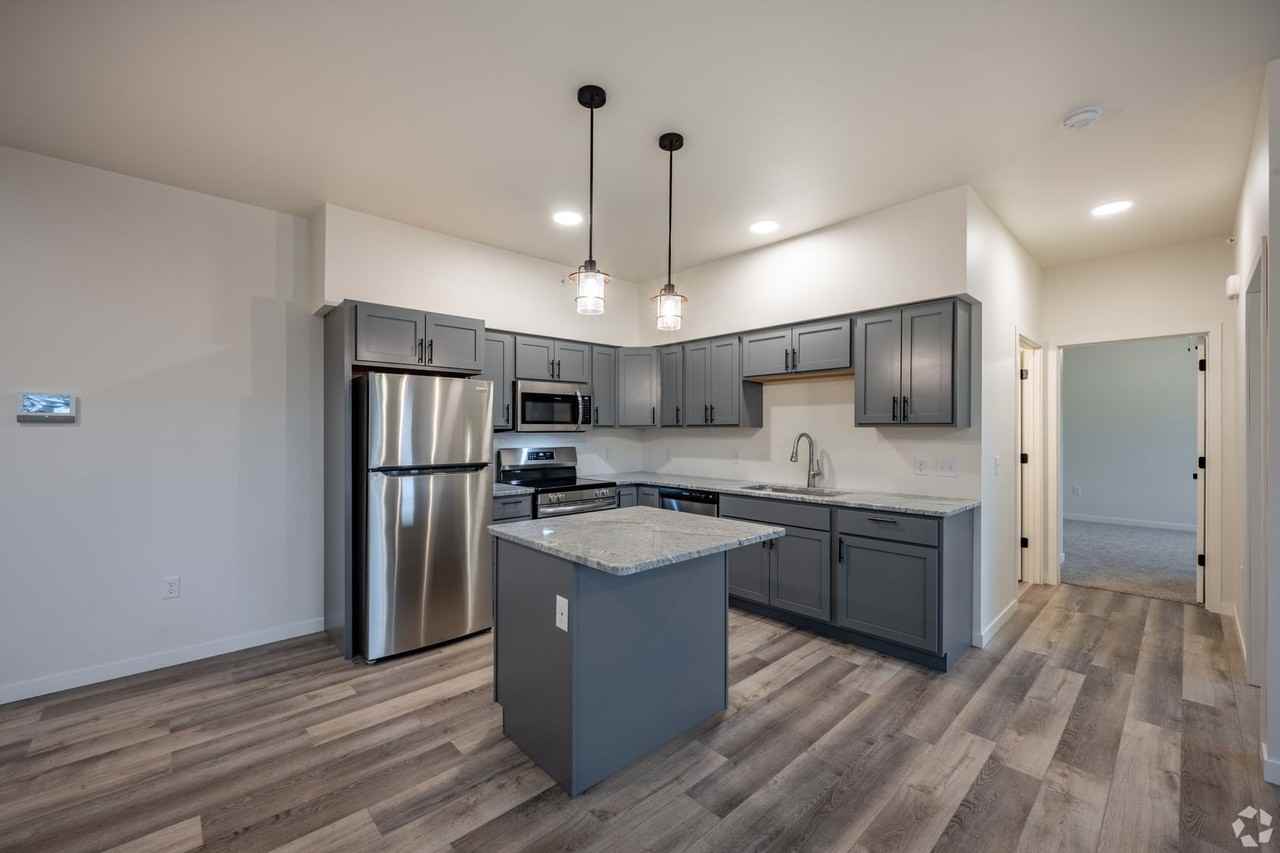 2019 11th Ave E - Photo 5 of 22