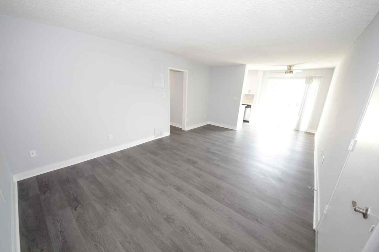 Mitchell Arms Apts. - Photo 2 of 22