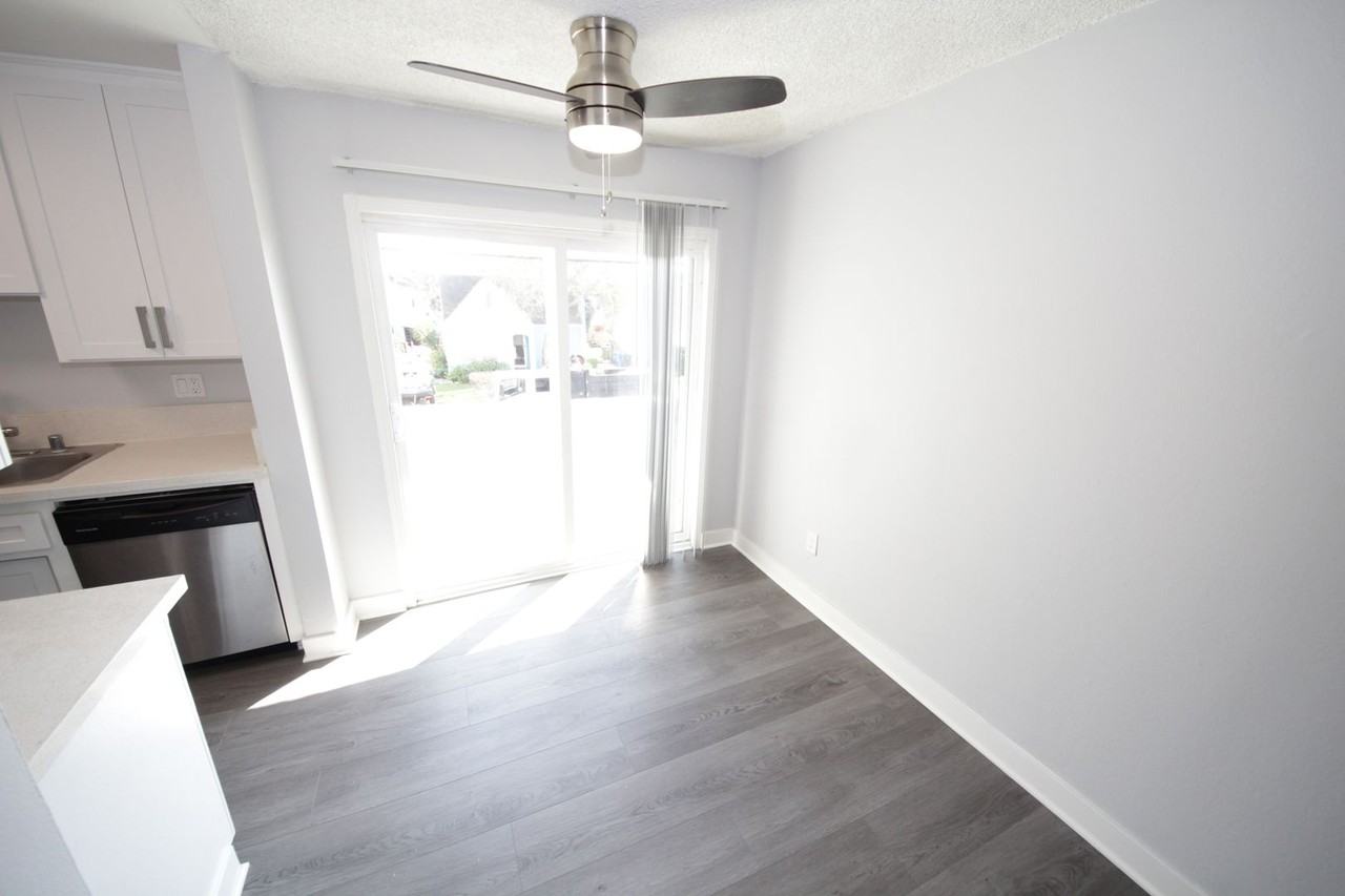 Mitchell Arms Apts. - Photo 3 of 22