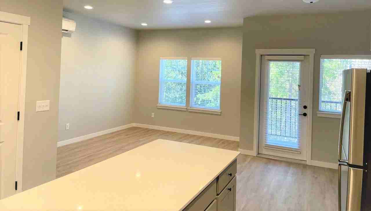 Rent Special! - Photo 6 of 39