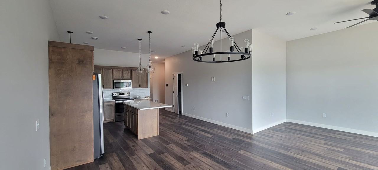 235 Belgrade - Photo 2 of 11