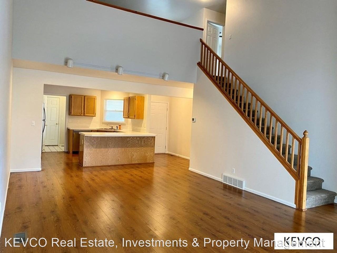 836 Shire Ct - Photo 3 of 24