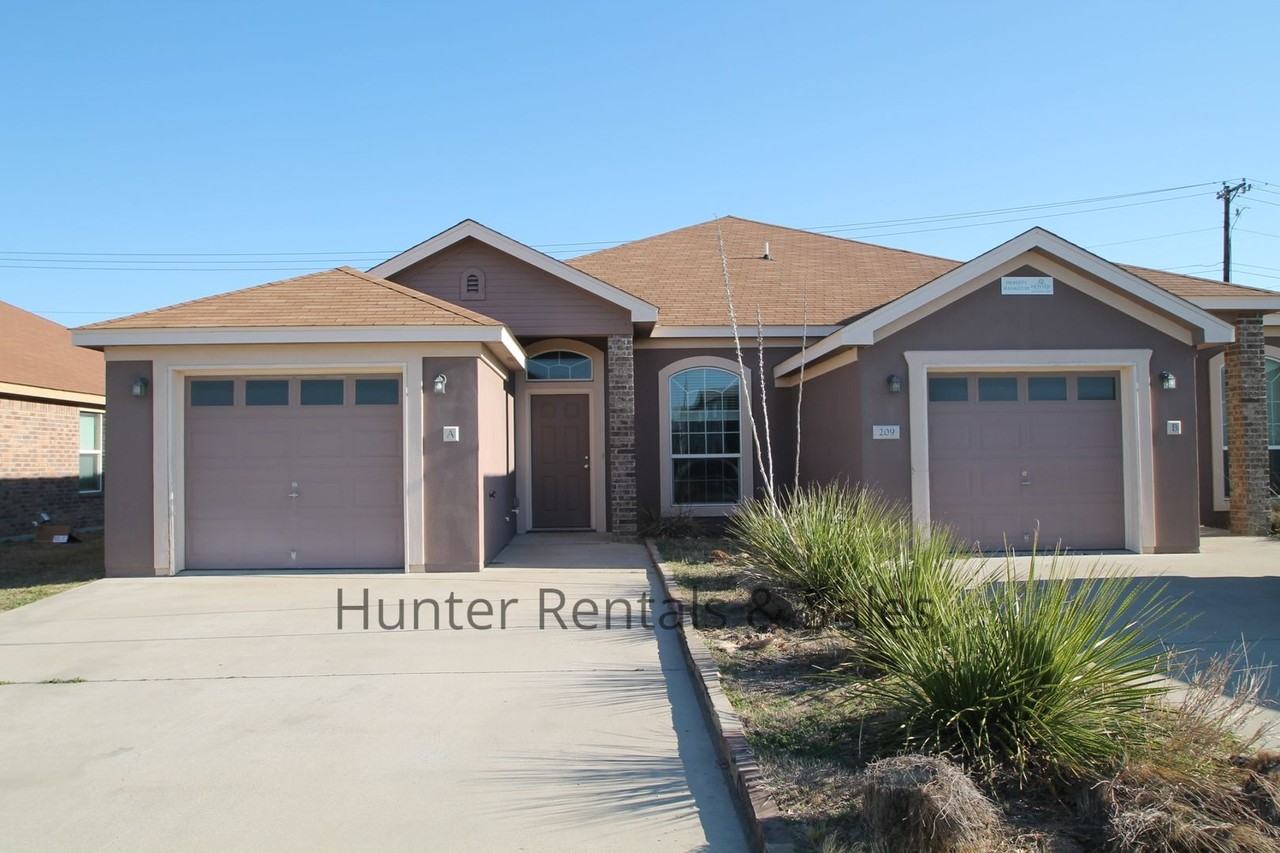 209 Study Hall Loop Apt A - Photo 2 of 25