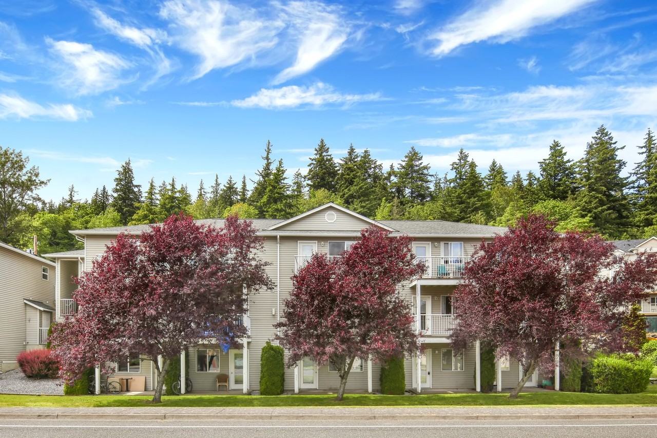 Southside Studio Apartments 330,340 32nd Street, Bellingham, WA 98225