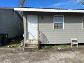 2425 1/2 Broad St - Photo 1 of 1
