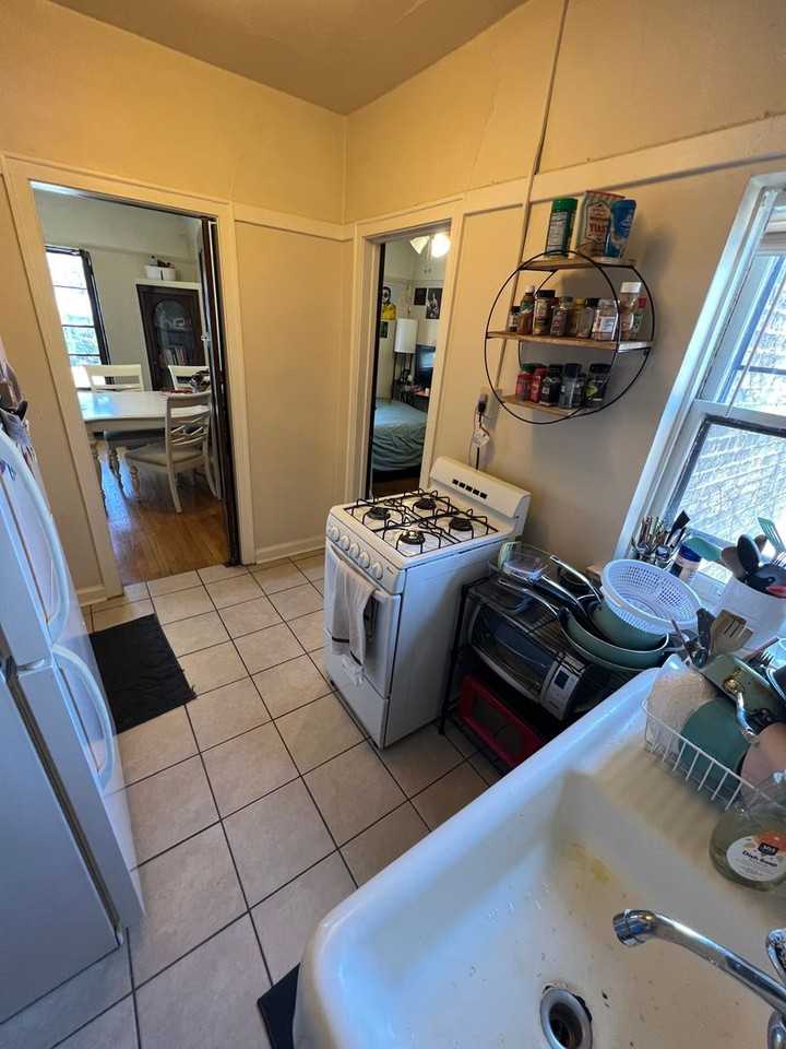 3317 Oakland - Photo 4 of 18