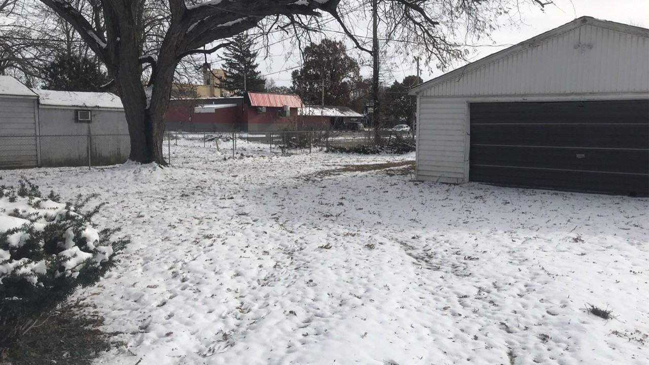 Lape Street Duplex - Photo 3 of 9