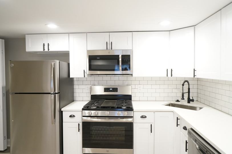 PF-ARG, 2544 N. Avers Series Apartments - 2544 N Avers Ave, Chicago, IL  60647 - Zumper