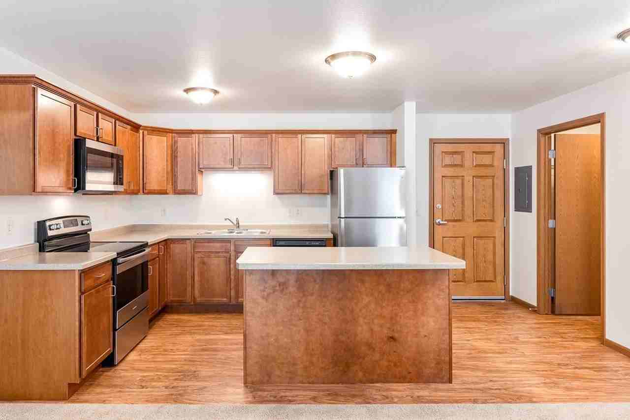 Grand Avenue Estates 1 - Photo 2 of 18