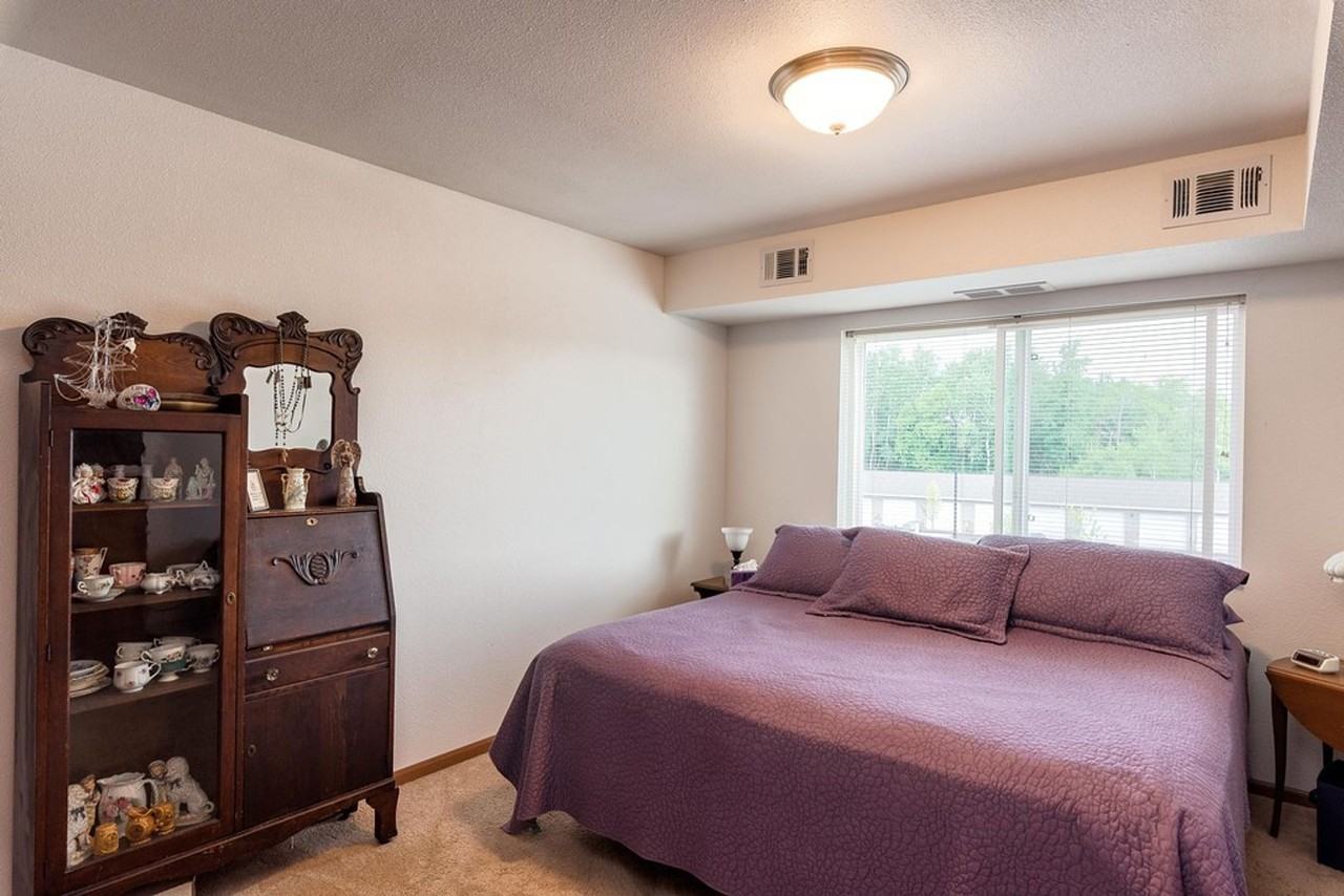 Grand Avenue Estates 1 - Photo 5 of 18