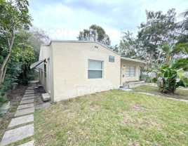 501 Se 12th Ct #WEST - Photo 1 of 1