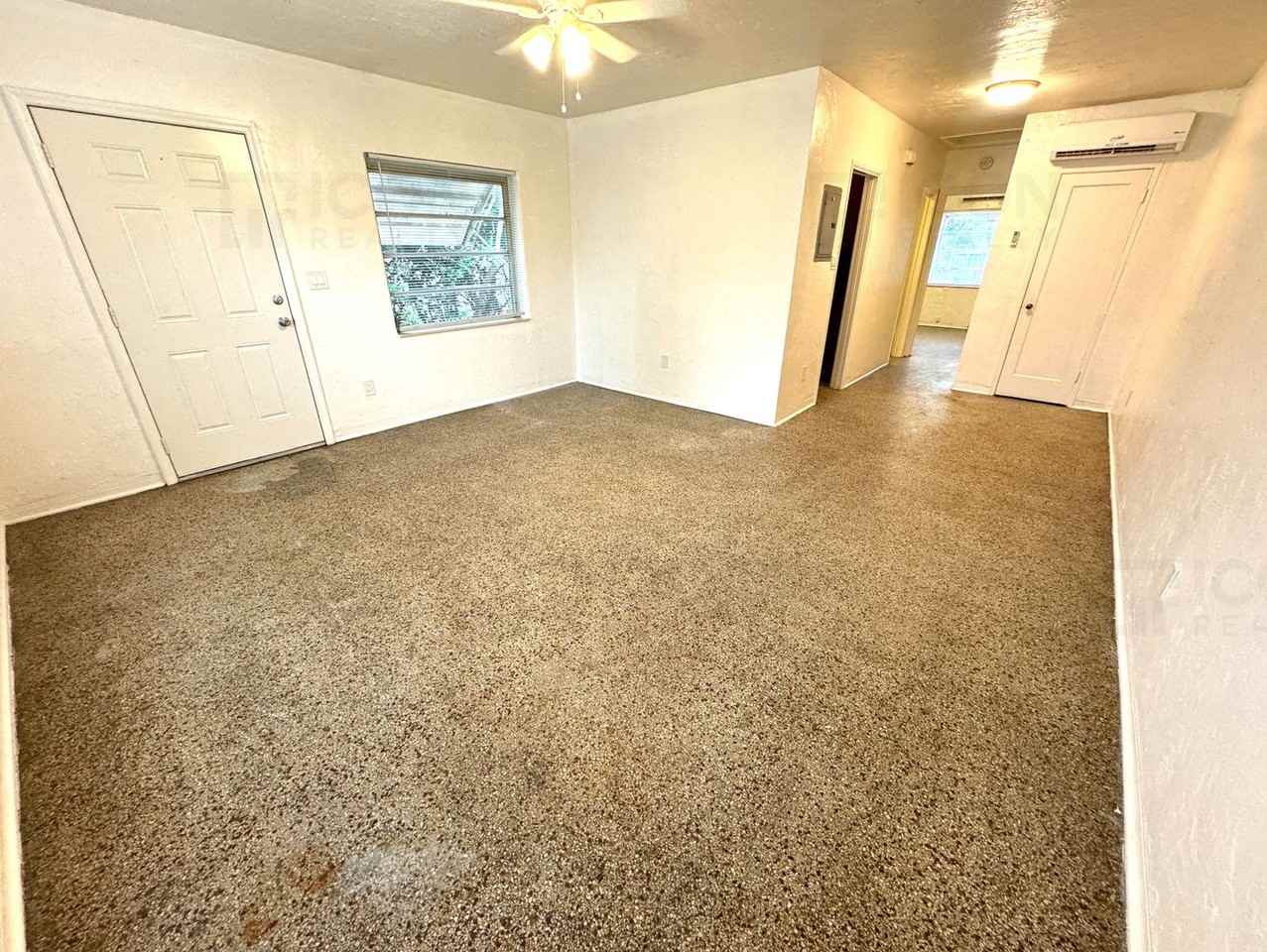 501 Se 12th Ct #WEST - Photo 3 of 7