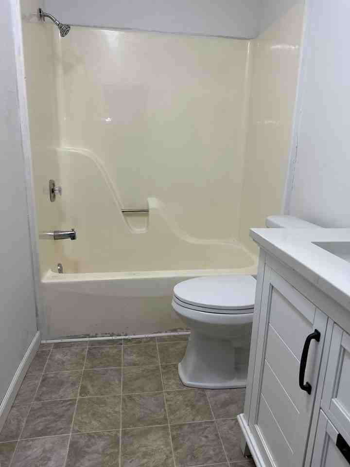 1740 S. Fairview - Photo 2 of 4