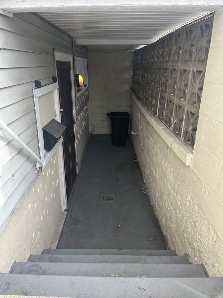 121 E Main street - Photo 3 of 16