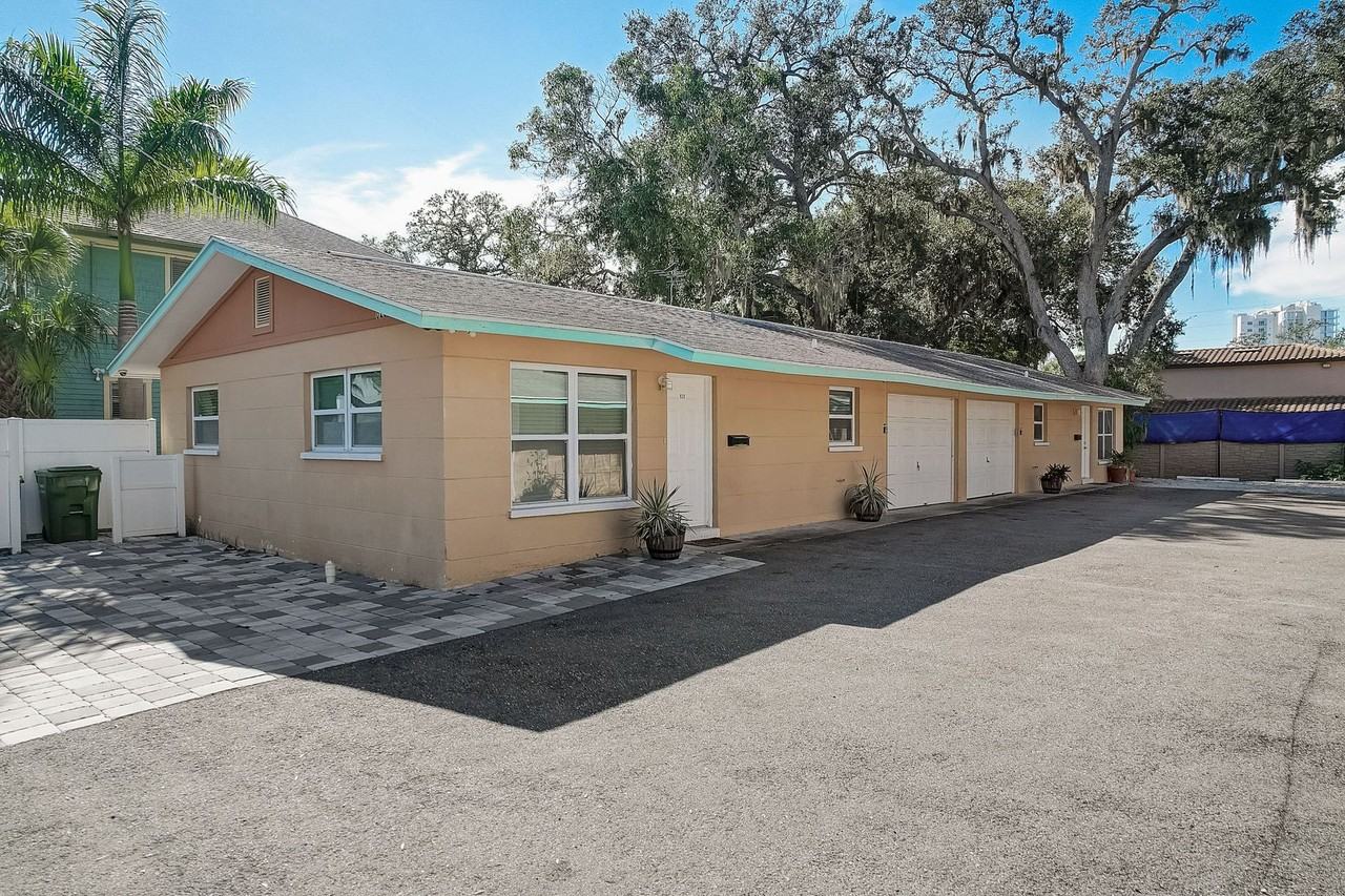 628 South Osprey Avenue - Photo 3 of 50