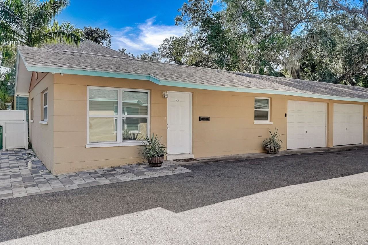 628 South Osprey Avenue - Photo 4 of 50