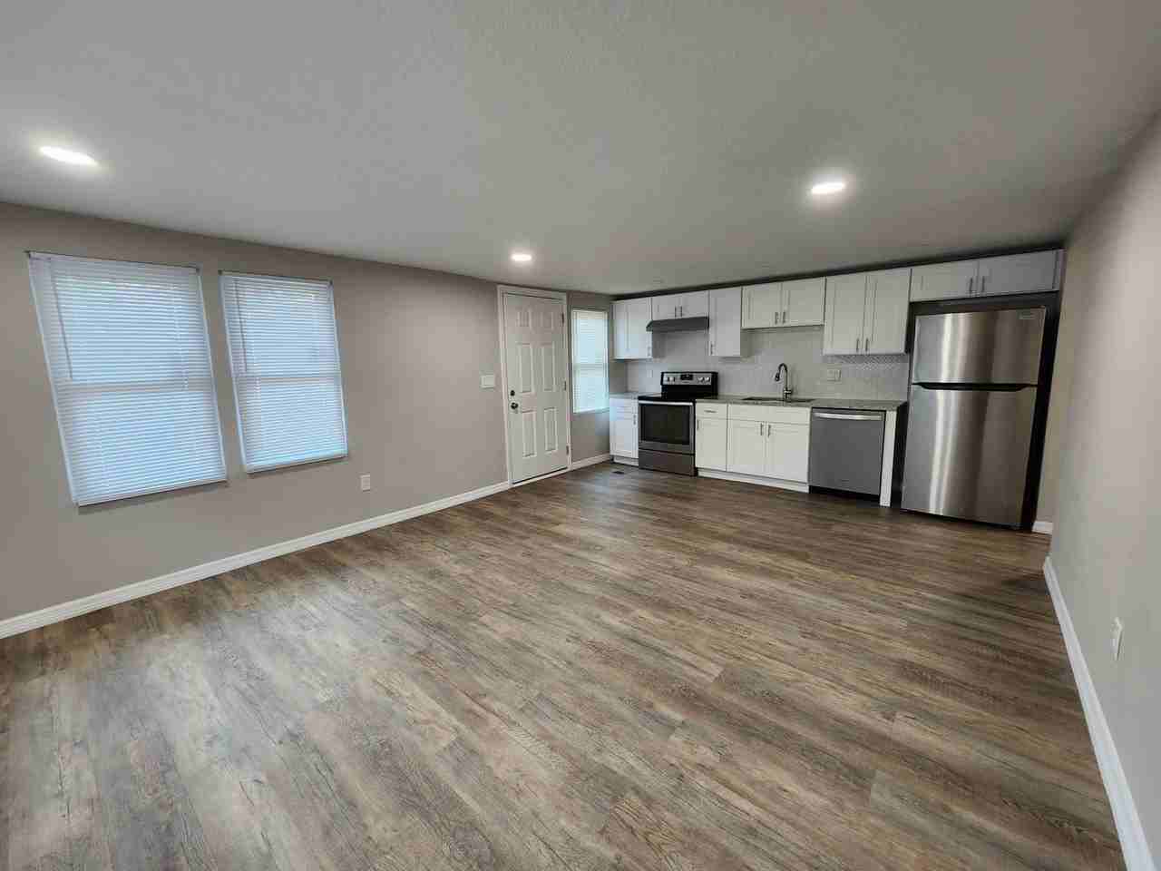 IPM-1207 Kingston Avenue - Photo 6 of 24