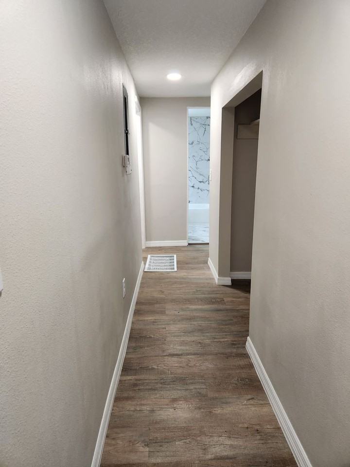 IPM-1207 Kingston Avenue - Photo 7 of 24