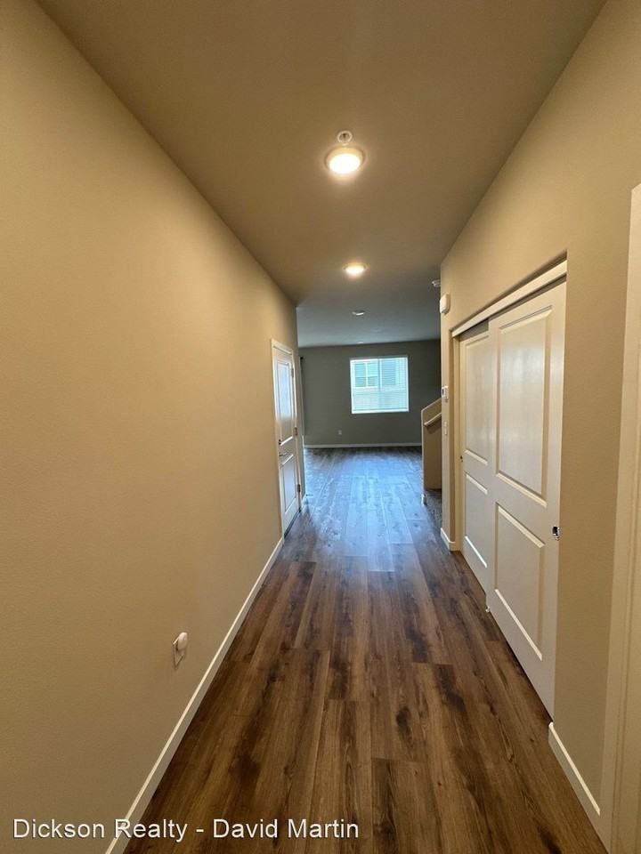 4932 Cavestone Rd - Photo 2 of 21