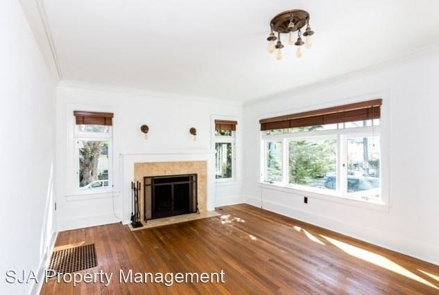 6902 12th Ave Ne - Photo 3 of 19