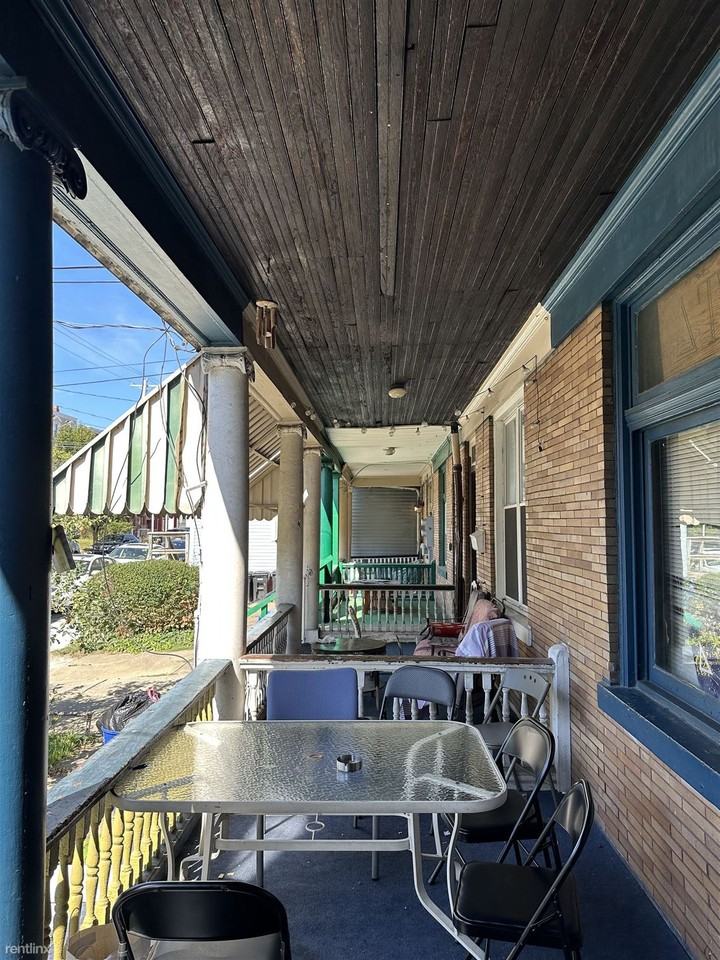 3408 Ward St - Photo 2 of 9