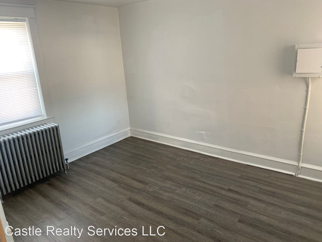 224 Long Lane - Photo 2 of 6