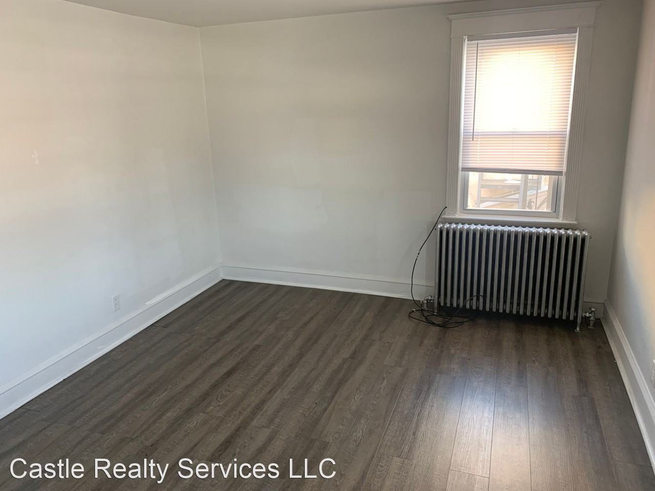 224 Long Lane - Photo 3 of 6