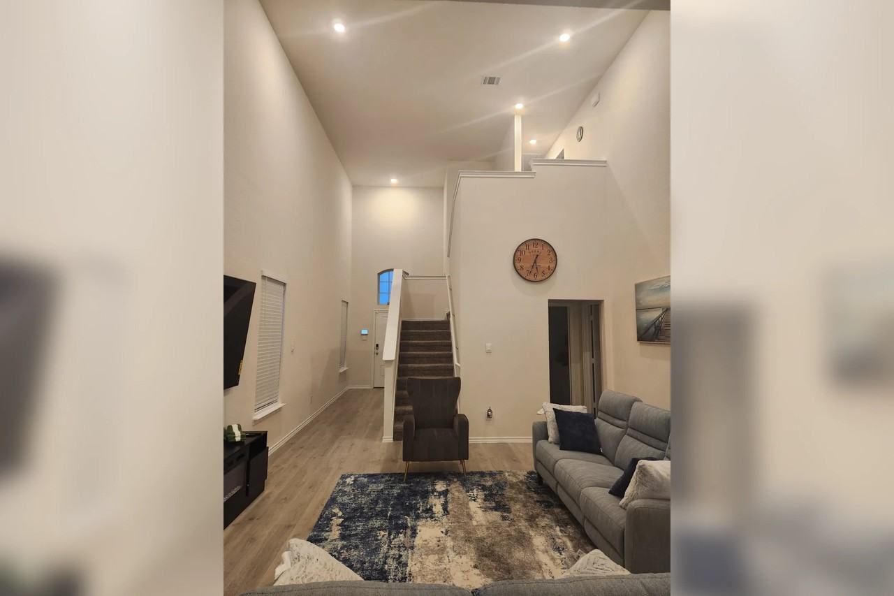 1171 Norias Dr - Photo 3 of 22