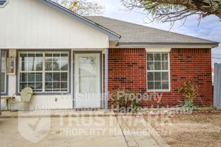 220B Gibson St #B - Photo 1 of 1