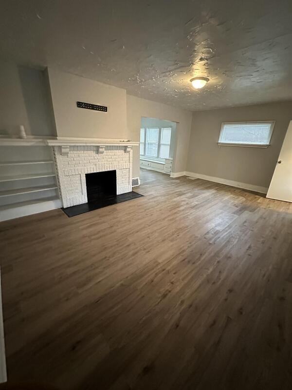 857 Lakeview Rd #1 - Photo 2 of 31