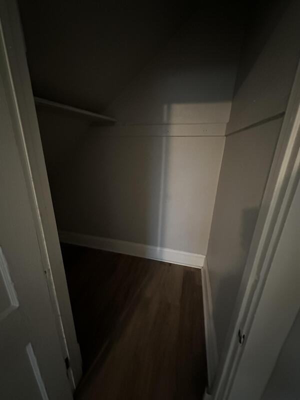857 Lakeview Rd #1 - Photo 3 of 31