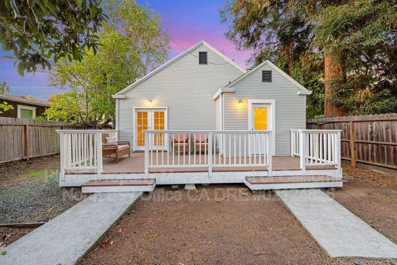 1520 14th St - Photo 2 of 35