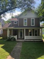 featured image of 1336 Massachusetts Street