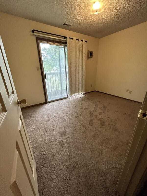 426 Minnesota St - Photo 2 of 6