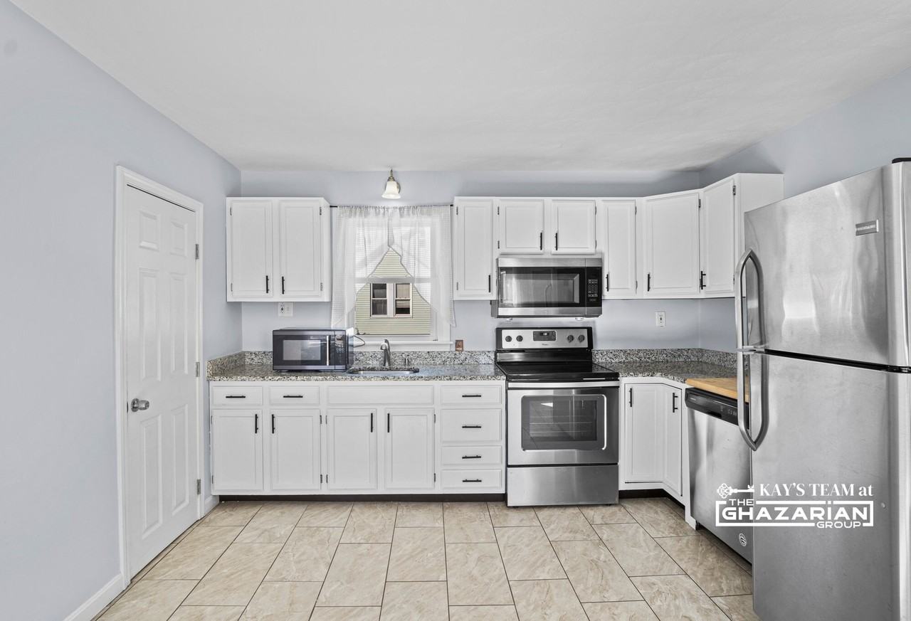 417 Weir St #2 - Photo 2 of 21