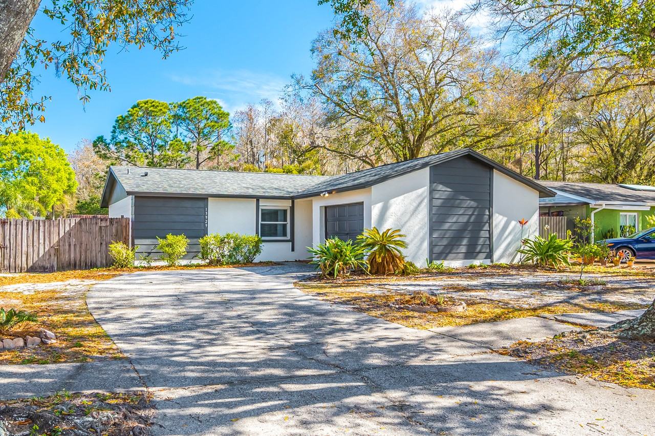 13929 Pathfinder Dr - Photo 2 of 37