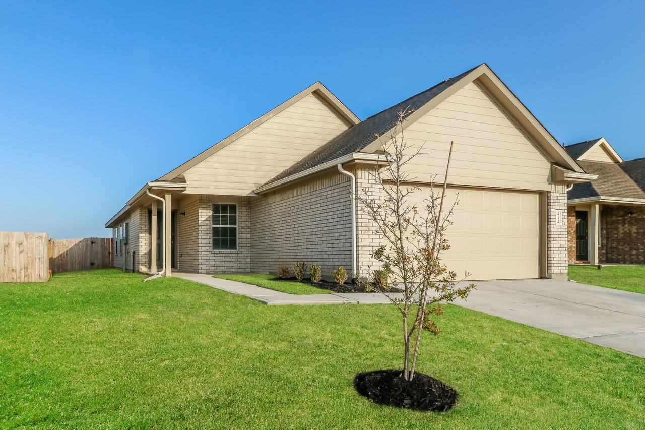 412 Brushback Dr - Photo 2 of 10